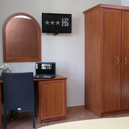 Hotel Stefano a Melito Melito di Napoli Esterno foto