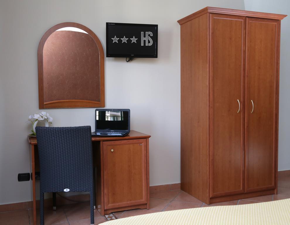 Hotel Stefano a Melito Melito di Napoli Esterno foto