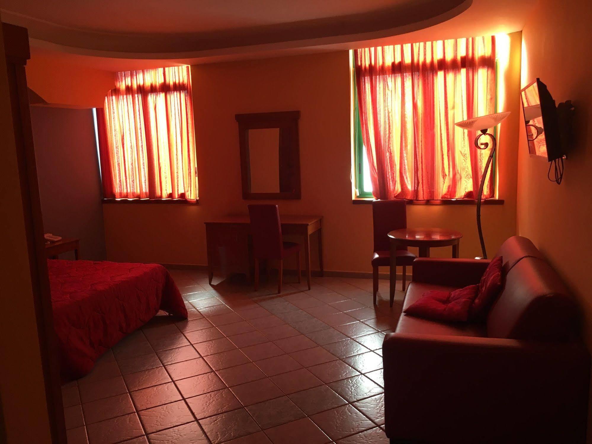 Hotel Stefano a Melito Melito di Napoli Esterno foto